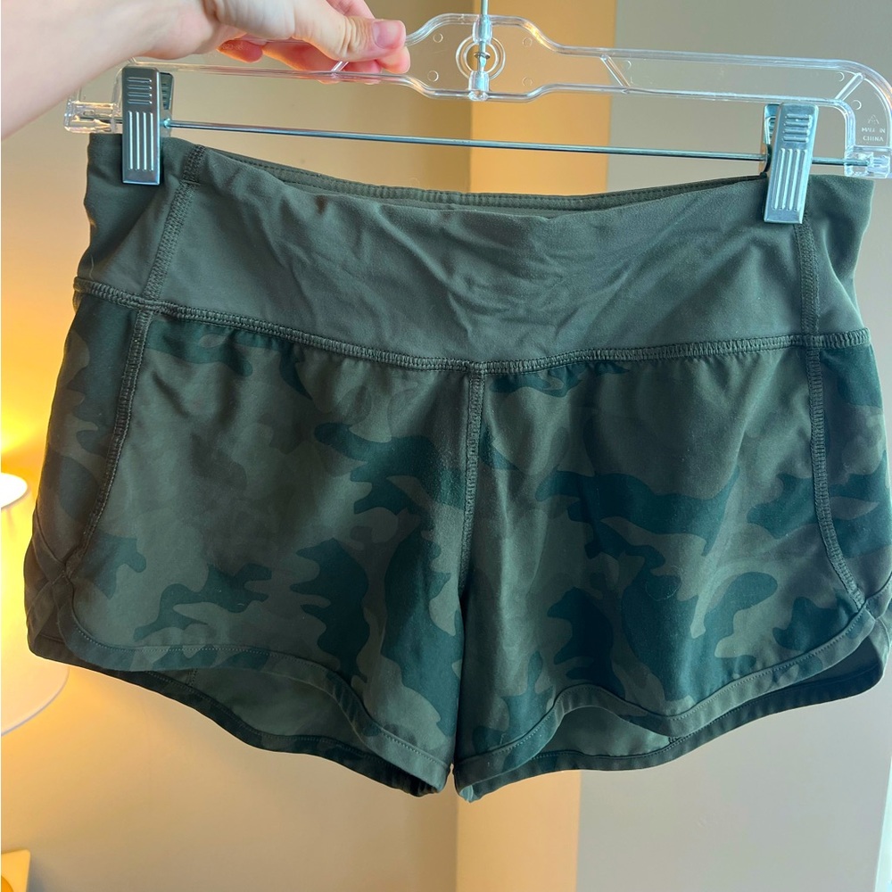 Lululemon Speed Up Low-Rise Shorts, 2.5” inseam, Size 2